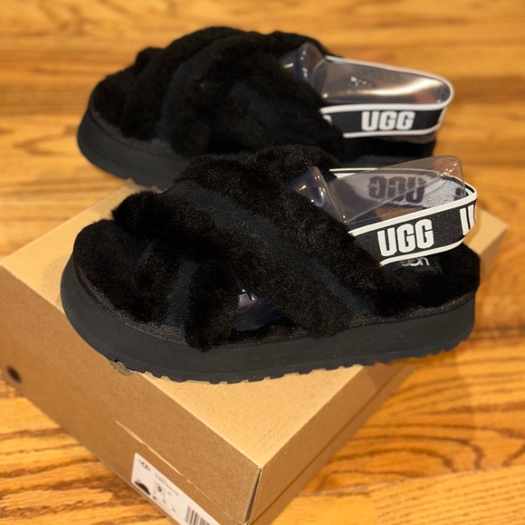 Ugg Disco Cross Slide - Picture 2 of 7